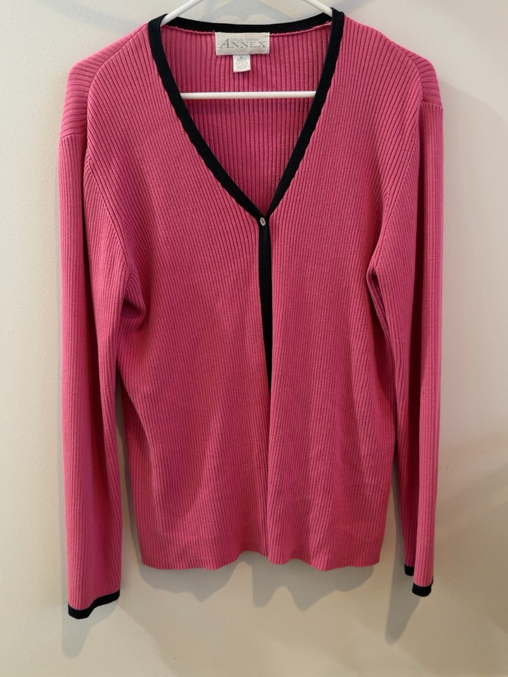 Casual Corner Annex Women’s XL Pink Ribbed Sweater Black Trim V-Neck